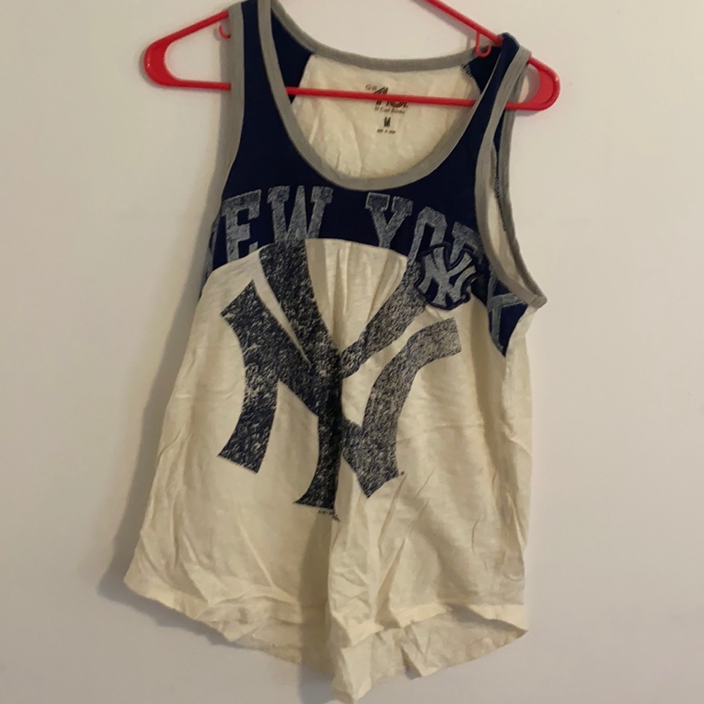NY Yankees t shirt